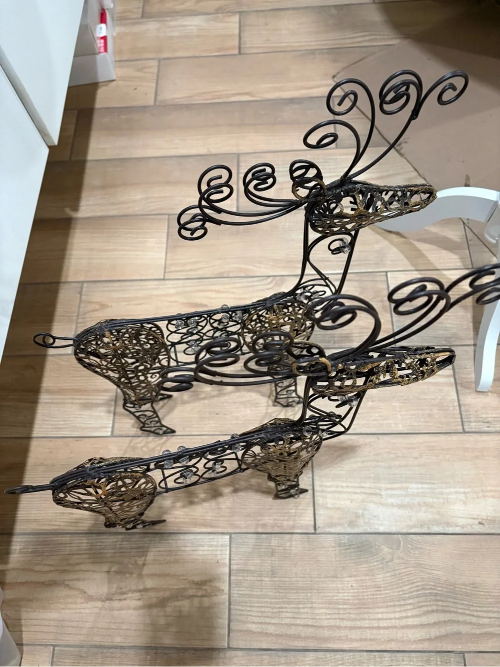 Source Unknown intricate wireframe